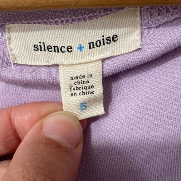 Silence + Noise Lavender Tunic Top - Picture 6 of 9